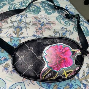 Victoria’s Secret Fannypack